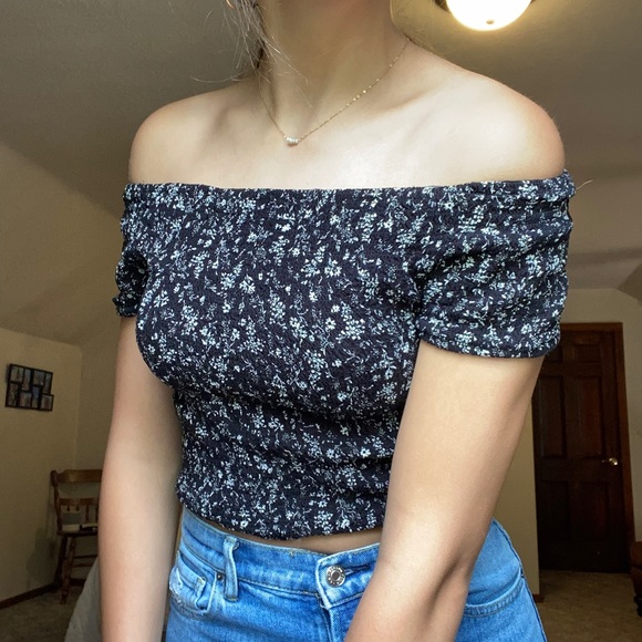 Shirt - Picture 2 of 4